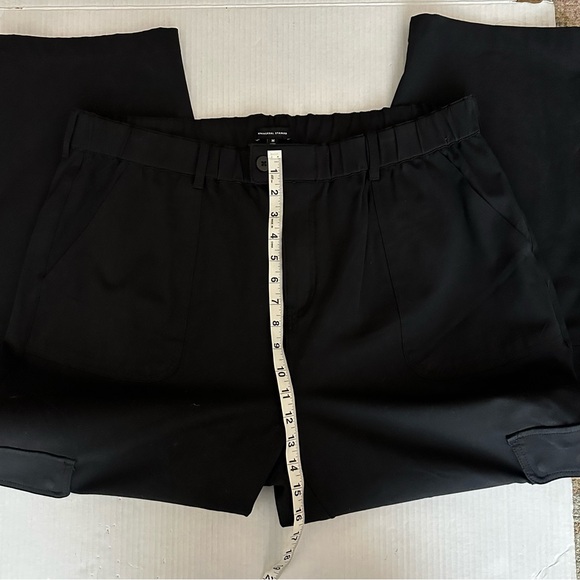 Universal Standard Karlee Stretch Cotton Twill Cargo Pants Black Size 18-20 NWT - Picture 6 of 11